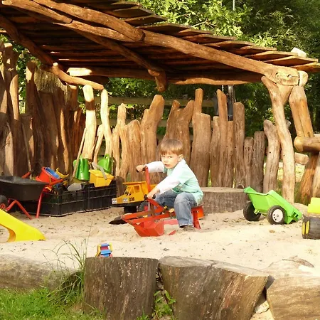 شقة Schwarzkiefer, Haus Am Wald Lutzhorn